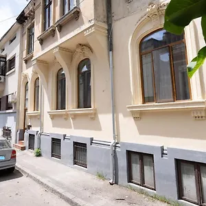 2br Blue Cloud In The Centre Apartment
